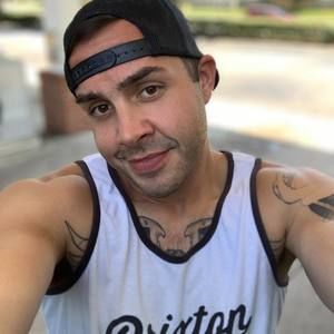 Meet your Posher, Eric